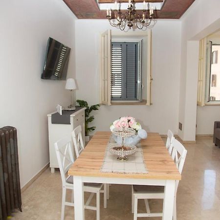 Casa Vacanza Colosseo 2 ローマ エクステリア 写真